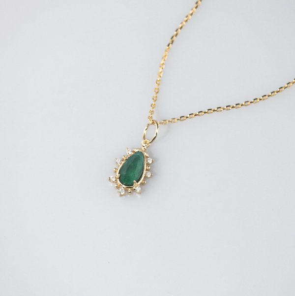 Malachite Empress Necklace: Gold Plated Pendant, photo 3