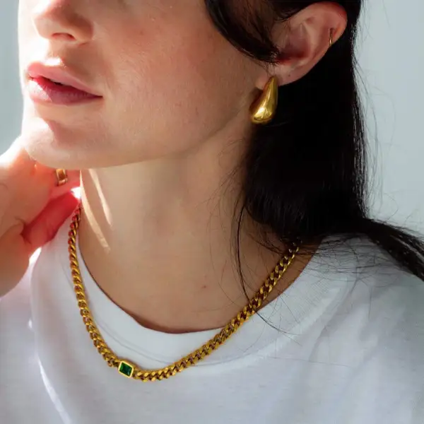 Emerald Gem Curb Chain Necklace, photo 2