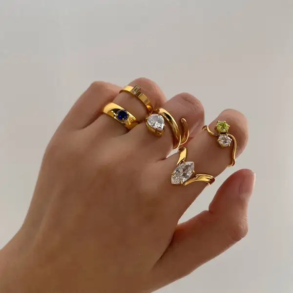 Peridot & White CZ Wave Ring, photo 2