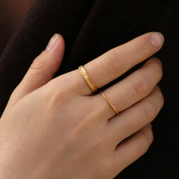 Herringbone Slim Band Ring, photo 2