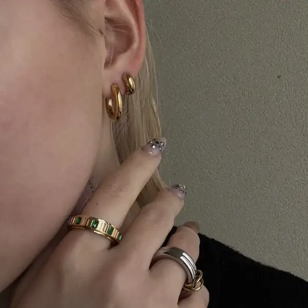 Hope Small Hoop Earrings 20mm, photo 4