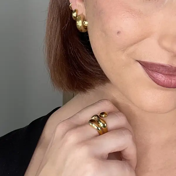 Bold Huggie Hoops, photo 4