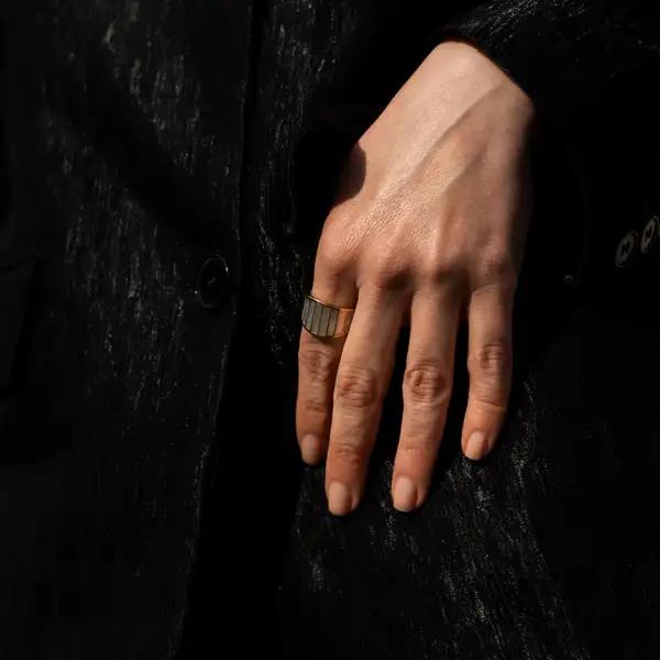 Gold Plated Striped Mother of Pearl Ring, photo 3
