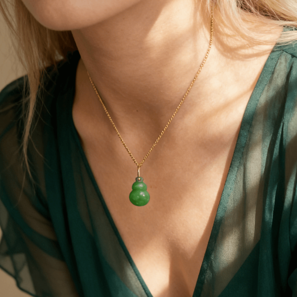 Green Jade Gourd Necklace, photo 2