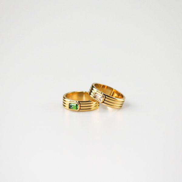 Green Stone Ribbed Ring, photo 5