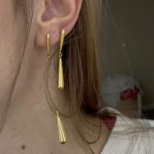 Gold Teardrop Dangle Earrings, photo 3