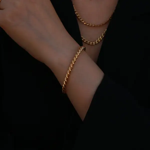 Niko Twisted Cuff Bracelet, photo 3