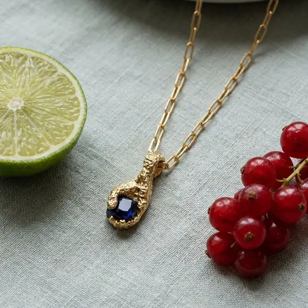 Hand of Stillness Necklace, photo 4