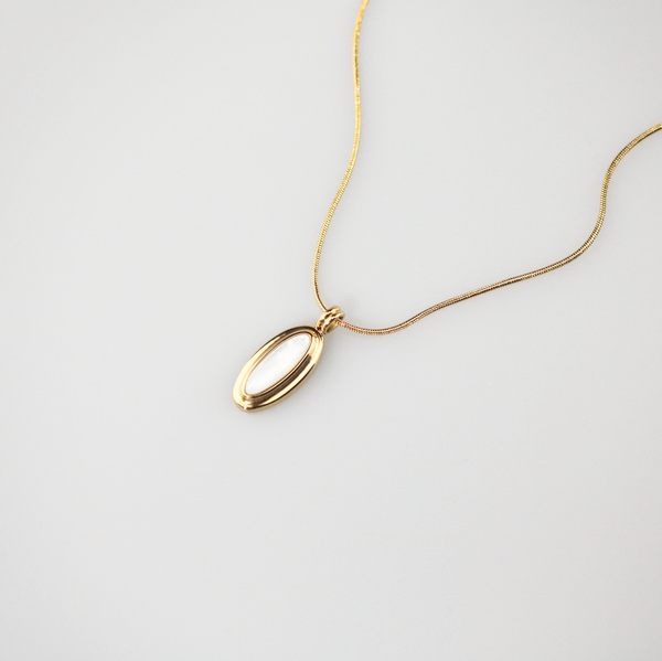 Vintage Mother of Pearl Pendant Necklace, photo 8