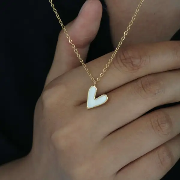 White Heart Necklace, photo 2